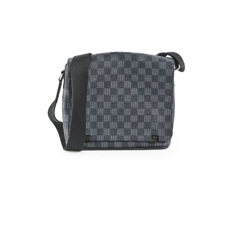 Louis Vuitton Small Men Messenger Crossbody Bag Damier Eclipse