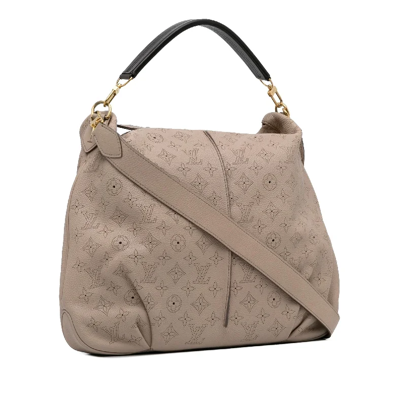 Louis Vuitton Monogram Mahina Selene MM (c7G6NL)