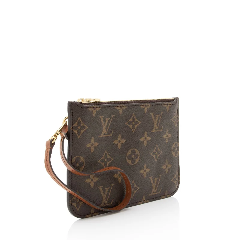 Louis Vuitton Monogram Canvas PM Pochette (vRV8is)