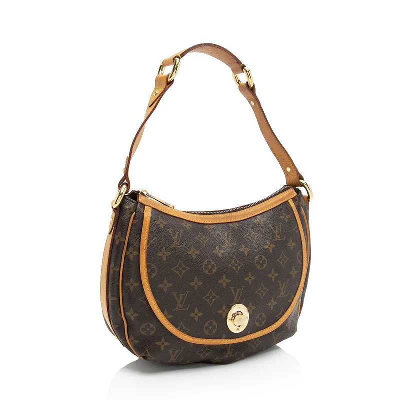 Louis Vuitton Monogram Canvas Tulum PM Shoulder Bag (oq4Na6)