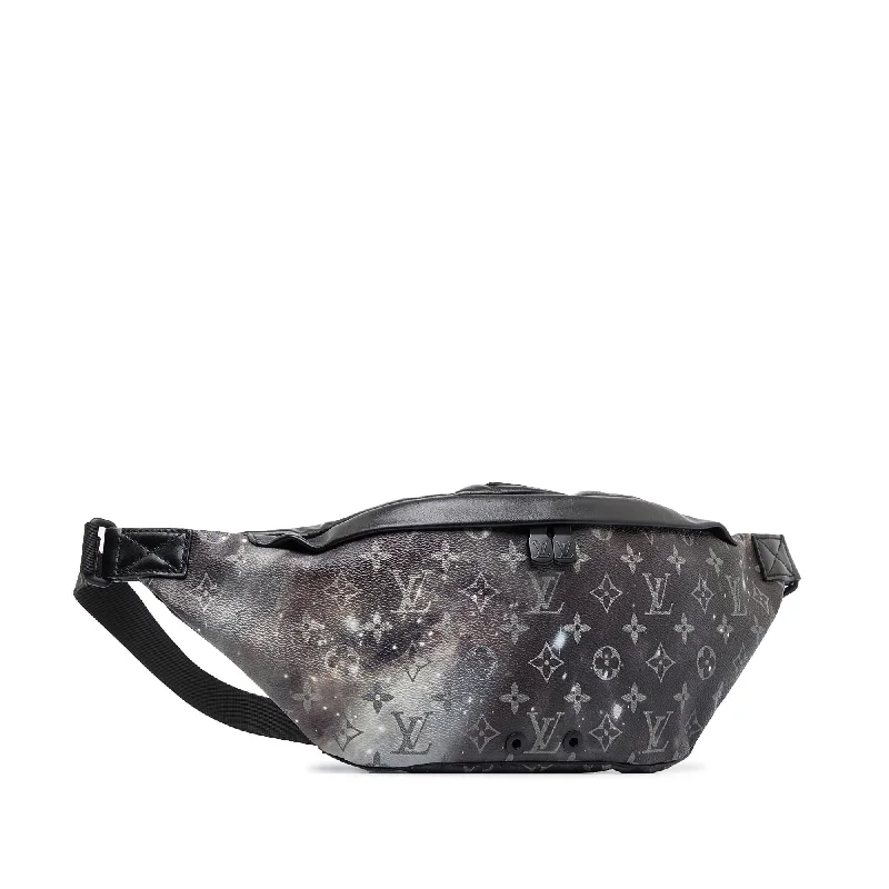 Louis Vuitton Monogram Galaxy Discovery Bumbag (eeGzY4)