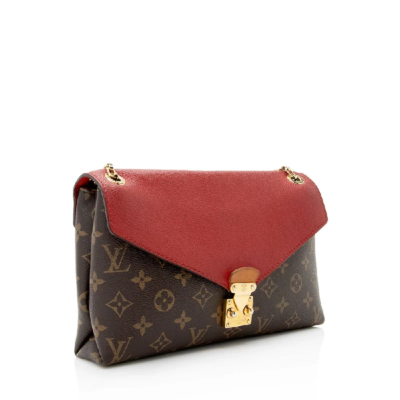 Louis Vuitton Monogram Canvas Pallas Chain Shoulder Bag (20186)