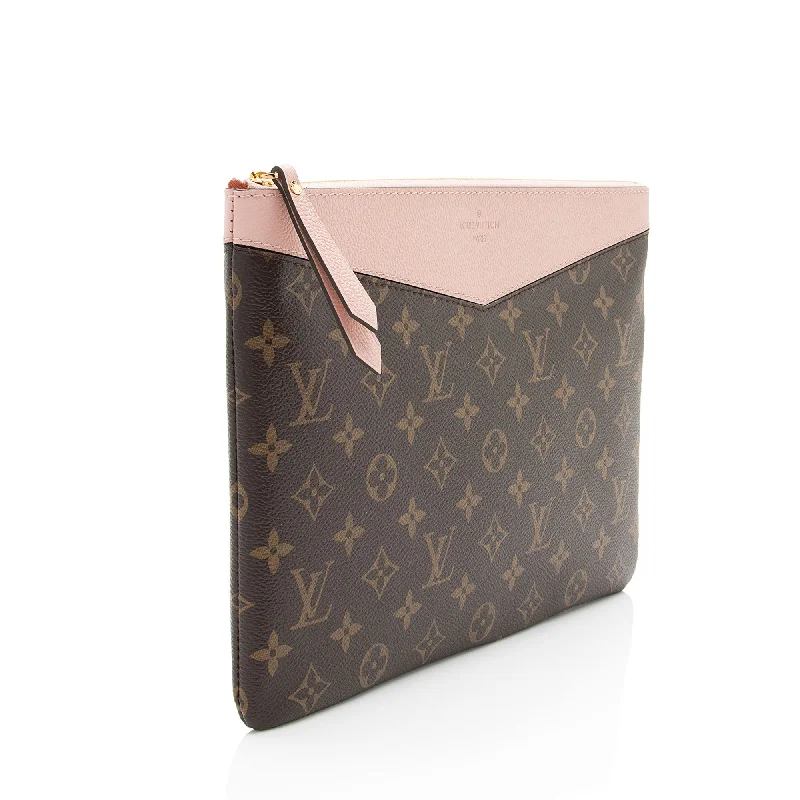 Louis Vuitton Monogram Canvas Daily Pouch (ZnoCfR)