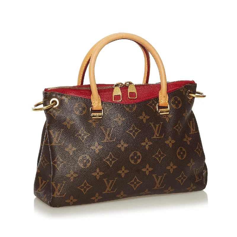 Louis Vuitton Monogram Pallas BB (LiHYCz)